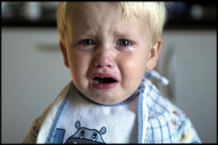 konflikt. 1-3-årige børn er nogle af dem, der får allermest skældud derhjemme. Og måltidssituationen er en af de situationer, der ofte er anledning til konflikt. 