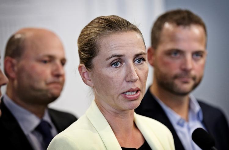 Retsakt. Mette Frederiksen (S) står fast ved Socialdemokraternes kampagne op til afstemningen om retsforbeholdet, der fokuserer på de vigtigste retsakter, mener hun. 