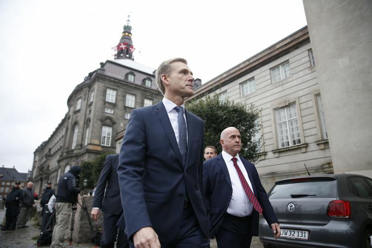 Udmelding. Kristian Thulesen Dahl ankommer til Folketingets åbning, men har DF-lederen regeringsambitioner? 