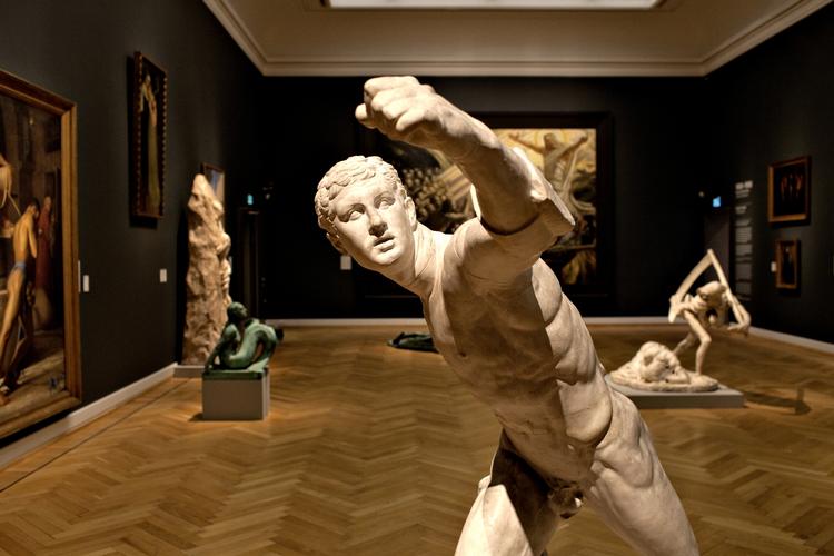 Entrégebyr. Nationalmuseet og Statens Museum for Kunst vil have afskaffet gratis entré. Her er det fra nyophængning på Statens Museum for Kunst i København af udstillingerne 'Dansk og nordisk kunst 1750-1900' og 'Franskkunst 1900-30'. 