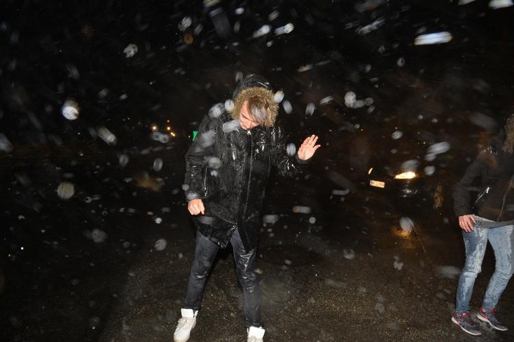 Stormsæson. 29. november blæste stormen Gorm ind over Danmark. 4. december omkring klokken 6 om morgenen rammer Helga de danske kyster. 