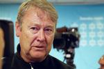 skifte. Åge Hareide forlader Malmö FF for sandsynligvis at blive dansk landstræner. To danskere nævnes som hans afløser i Malmø. 