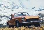 LANGLIVET. Den klassiske Fiat 124 Spider blev bygget fra 1966 til 1985 til 200.000 eksemplarer. Fiat genbruger navnet til en ny version. 
