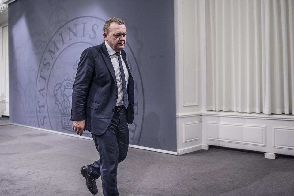 Lars Løkke Rasmussen ved sit pressemøde i Spejlsalen, efter det stod klart, at danskerne har stemt nej. 