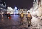 Menneskejagt. De belgiske myndigheders efterforskning af Paris-angrebet er nu  udvidet med to ekstra mistænkte. 