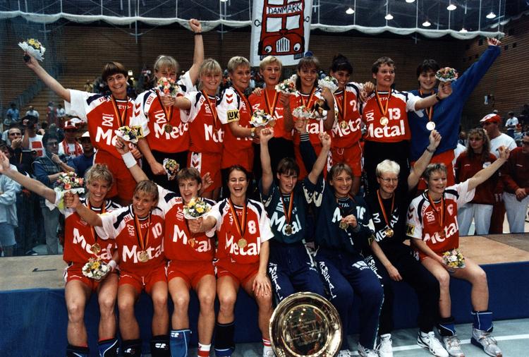 Guld. EM-sejren i 1994 var den første store titel til dansk håndbold. Flere fulgte efter. 