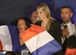 JUBEL. Marion Marechal-Le Pen giver sejrstalen i Carpentras efter at have høstet over 40 pct. af stemmerne i regionen. 