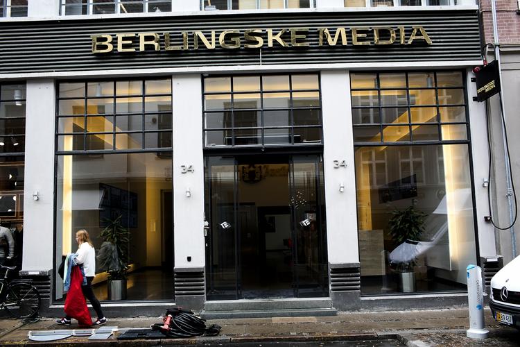 Etikbrud. Afsløringen af fem opdigtede kilder sætter journalist Michael Quereshi i en penibel situation. 