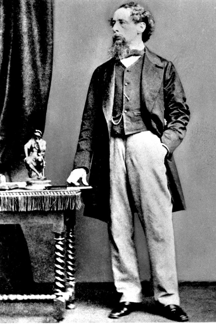 VÆRDIKAMP.  Dickens var snarere læsernes end forfatternes mand og blev på sin vis offer for den kliché, at populær litteratur er mindre fin litteratur. 