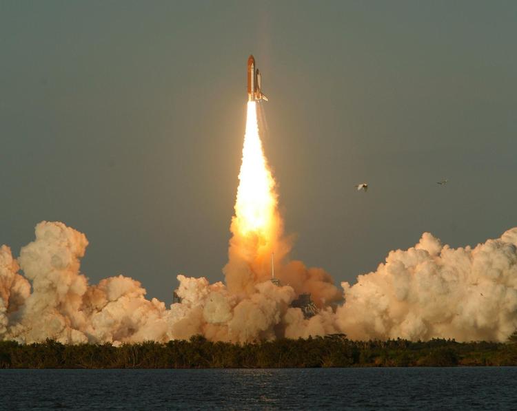 Rummet. Har Andreas Mogensens tur i rummet afsløret en astronørd i familien? Her er gaveguiden. 
