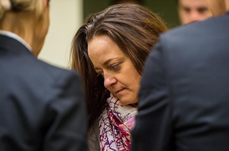 Retssag. Den 40-årige Beate Zschäpe  er tiltalt for at medvirke til 10 mord. 