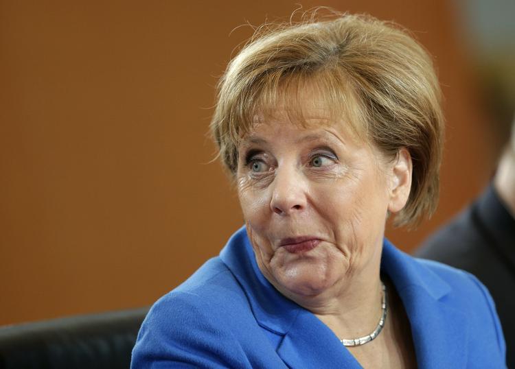 personlighed. De sidste fem år har Mark Zuckerberg, 'demonstranten', Barack Obama, Pave Frans og ebola-bekæmperne modtaget hæder som Årets Person i Time. I år er turen kommet til Tysklands forbundskansler Angela Merkel. 