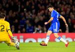Videre. Et selvmål efter Diego Costas skud blev starten på en forløsende aften for Chelsea. 
