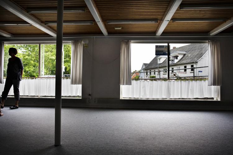 intensivering. Bolighandlen går ikke så hurtigt i landdistrikterne som i de store byer, og det får nu Realkredit Danmark til intensivere muligheden for, at boligkøbere kan overtage gælden i overbelånte huse. 