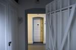 Fængselsarbejde. En trivselsundersøgelse blandt Kriminalforsorgens ansatte viser, at en stor andel fængselsbetjente overveje at finde et andet arbejde. 