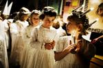 Juletid. Mange børnehaver har som Dragør Menighedsbørnehave her Luciaoptog i december. For nogle forældre er antallet af arrangementer i december for krævende. 