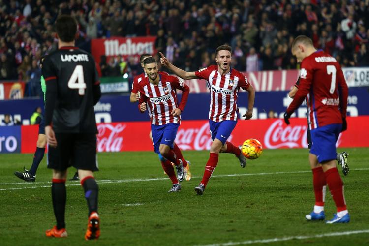 tophold. Saul Niguez (midt) jubler efter sin scoring for Atletico Madrid mod Athletic Bilbao. 