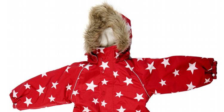 VARMT. Organisation råder folk til at have tæpper med i bilen fremfor det varme vintertøj. 