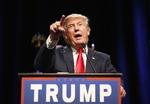 Trekløver. Årets sidste tv-debat mellem præsidentkandidaterne finder sted i aften. Donald Trump, Ben Carson og Ted Cruz fører meningsmålingerne, og de skal derfor stå i midten. 
