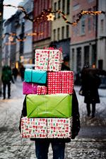 Forbrug. Vækst kommer ikke af sig selv. De europæiske politikere og forbrugere må have pungen op af lommen, opfordrer amerikansk økonom. 