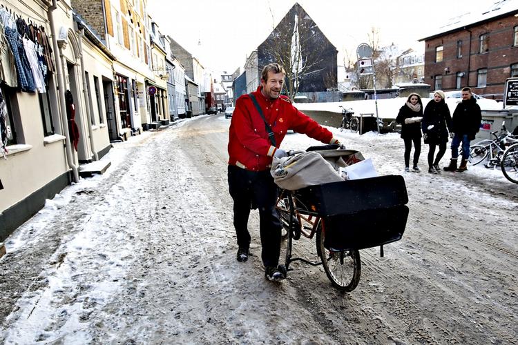 Langsom. Nyt forslag fra Socialdemokratiet skal gøre det langsommere for breve at nå frem. 