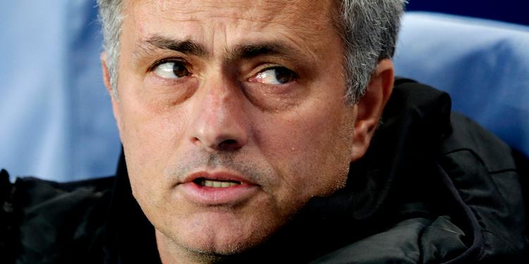 Astronomisk. Det kommer til at koste mellem 100 og 400 millioner kroner at fyre José Mourinho, lyder det fra britiske medier. 