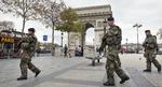 TERRORBEREDSKAB. Siden massedrabene i Paris har Frankrig været i undtagelsestilstand, mens jagten på gerningsmænd og deres hjælpere sker i flere europæiske lande. 