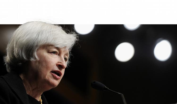 Rentesænkning. Centralbankschef Janet Yellen begrunder på et pressemøde stigningen med, at genopretningen af økonomien er nået langt, om end den ikke er tilendebragt. 