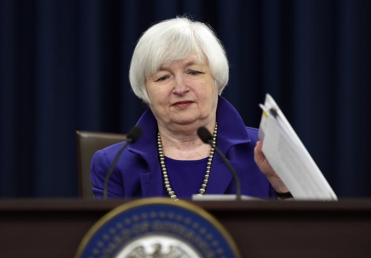 vigtigt. USA's centralbankchef, Janet Yellen, siger, hvad de aller fleste økonomer havde forventet. Banken hæver renten, efter at den har ligget stille i over ni år. 