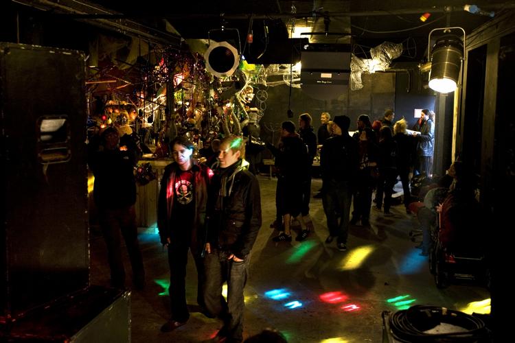 Ungeren. Der er efterfest i Dødsmaskinen i Ungdomshuset i weekenden. 