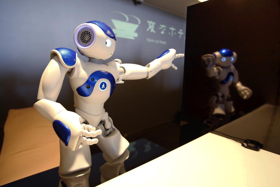 TYPISK. Denne robot er nok den mest robotagtige på hotellet. 