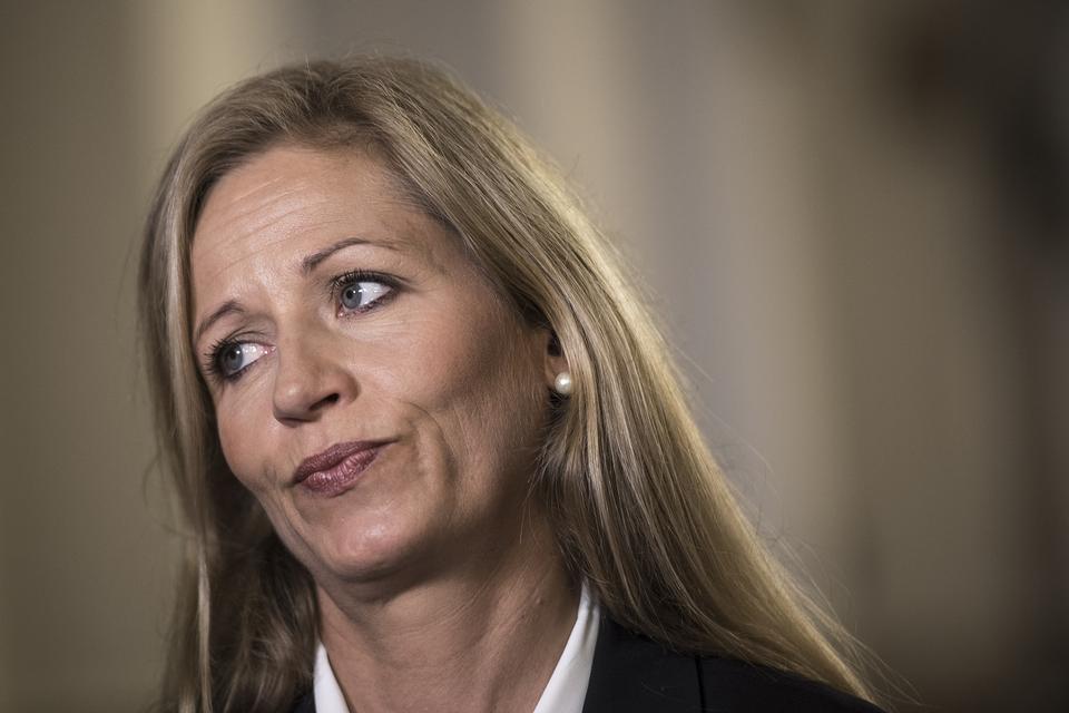 30. Marie Krarup. Født 1965. MF (DF). (61) 