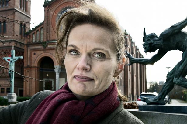 46. Sørine Gotfredsen. Født 1967. Præst og forfatter. (73) 