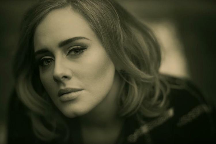Gammeldags. »Jeg køber min musik«, forklarer Adele i et interview med Time om, hvorfor '25' ikke kan høres på streamingtjenester 