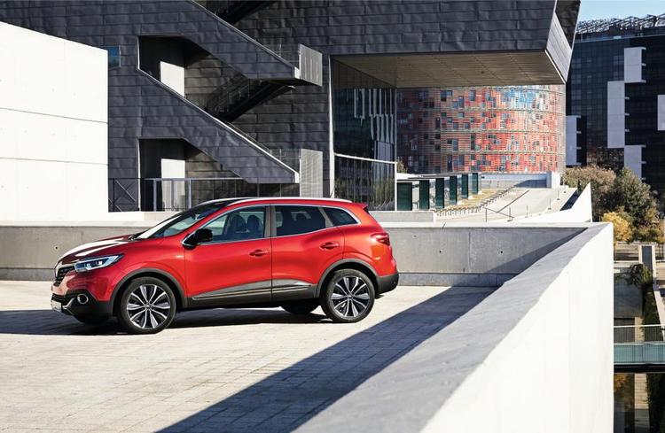 TVILLING. Renault Kadjar har en nær slægtning, nemlig Nissan Qashqai. Det er kun småting, der adskiller de to biler Foto: Renault 