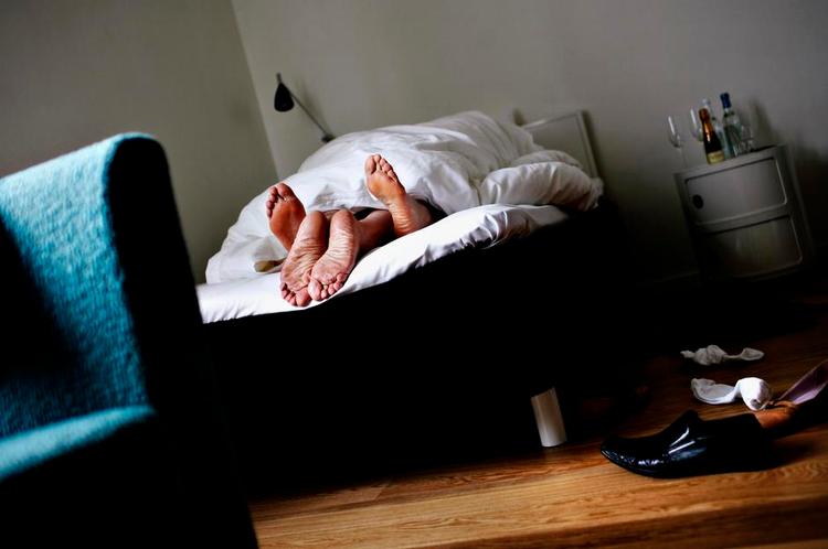 Prut. Klarlund understreger, at prutter er en nødvendig foreteelse fra et sundt legeme. 