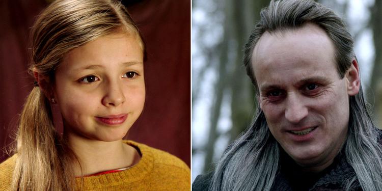 Ønske. Julie vil gerne holde jul med hele familien. Det ønske hørte englene, som dog undervejs er blevet udsat for dæmonen Baalios’ luner. 