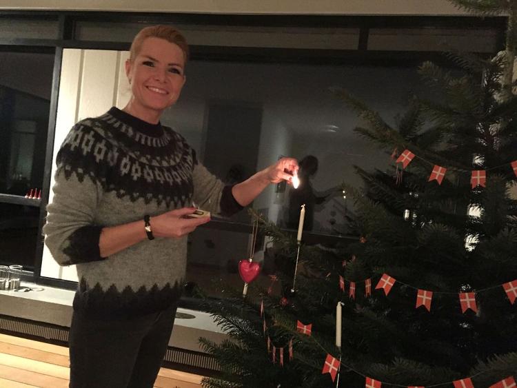 JUL. Inger Støjberg smed dette foto på Facebook lillejuleaften. 