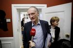 kanonisk. Kulturminister og kirkeminister Bertel Haarder vil indføre en ny Danmarkskanon.. 