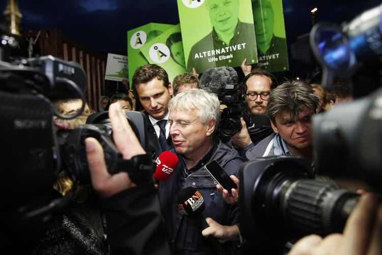 Vakgvinder. Uffe Elbæk og partikollegerne kom ind i Folketinget. 