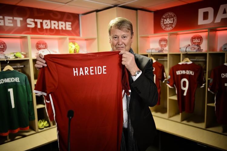 Hyret. Åge Hareides aftale gælder fra 1. marts og i første omgang frem til sommeren 2018. 