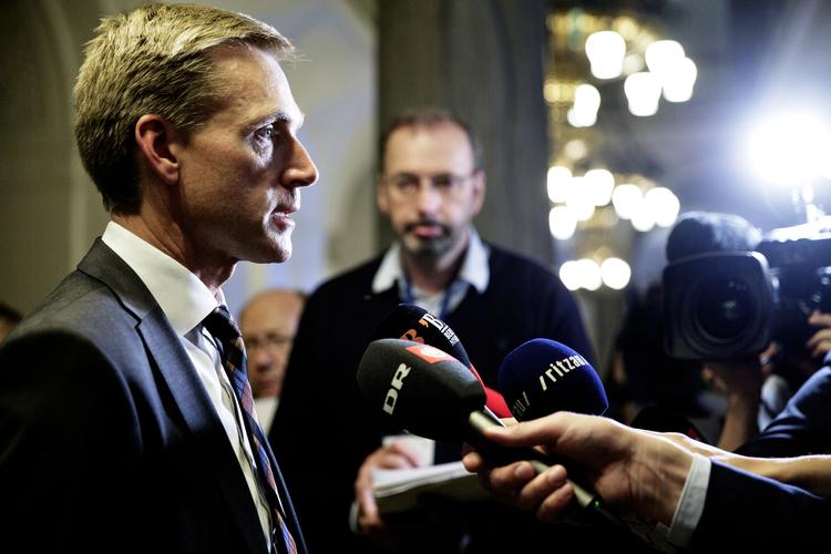 Svært. Sådan siger formand for Dansk Folkeparti, Kristian Thulesen Dahl, om at finde de skattelettelser, regeringen ellers har bebudet i regeringsgrundlaget. Meldingen fra DF kommer forud for forårets skatteforhandlinger. 