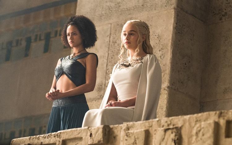 Eftertragtet. Det er ikke bare på streamingtjenester som HBO eller på traditionelt tv, at 'Game of Thrones' har mange seere. Serien er for 4. år i træk den mest piratkopierede tv-serie i verden. 