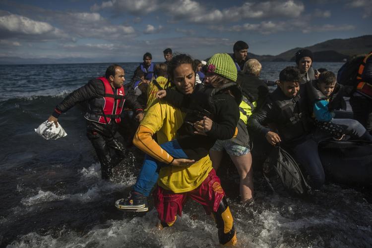 Årets fejl. Sidste års Spåkugle undervurderede i den grad flygtningekrisen. Foto: AP 