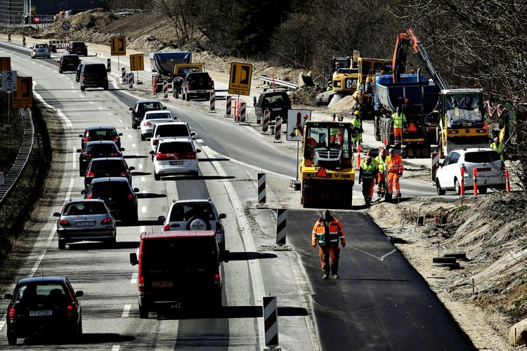 Begrænsning. Kun syv procent af adspurgte danskere ville acceptere lægge to timers transport oven i arbejdsdagen. 