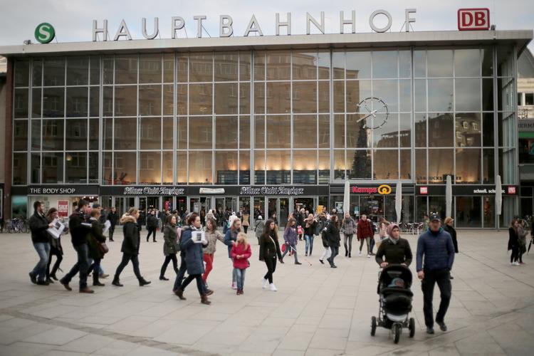 Åbenlyst. Det var tæt ved hovedbanegården i Køln, at op mod 1.000 mænd nytårsnat begik seksuelle masseovergreb på en gruppe kvinder. 