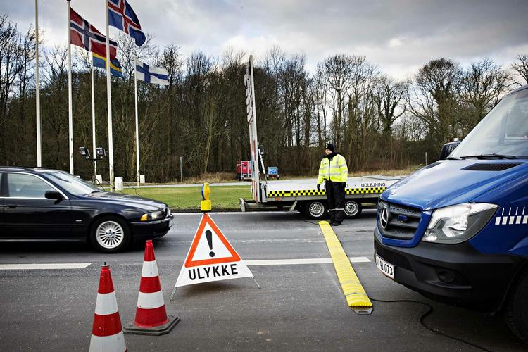 Grænsekontrol. Der er kontrol ved grænseovergangen  i Kruså. 