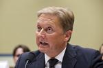 Luksusbiler. Den danske bildesigner Henrik Fisker har sagsøgt Aston Martin for 700 millioner kroner. 
