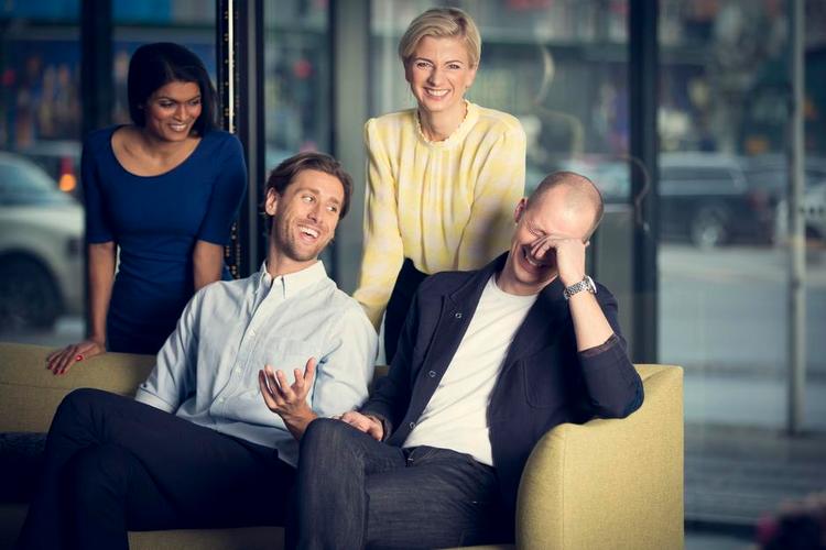 Landhandel. Ulla Essendrop, Mark Stokholm, Lise Rønne og Mikkel Fønsskov står i 'Aftensowet' for den letbenede samtalekultur.