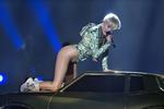 Internetgenerationen. Disney-koncernen åbner næppe armene for Miley Cyrus igen foreløbig. 